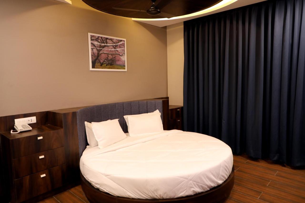 Hotel Nest Бхудж Экстерьер фото